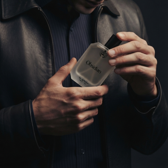 Zahyre Mens Perfume Bottled Showing
